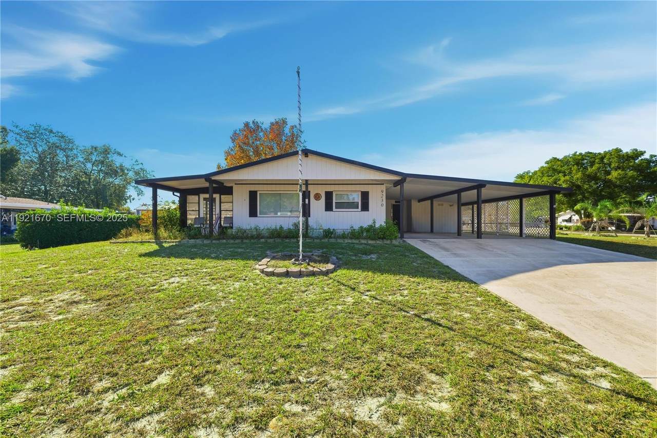 9230 101st Pl - Photo 1