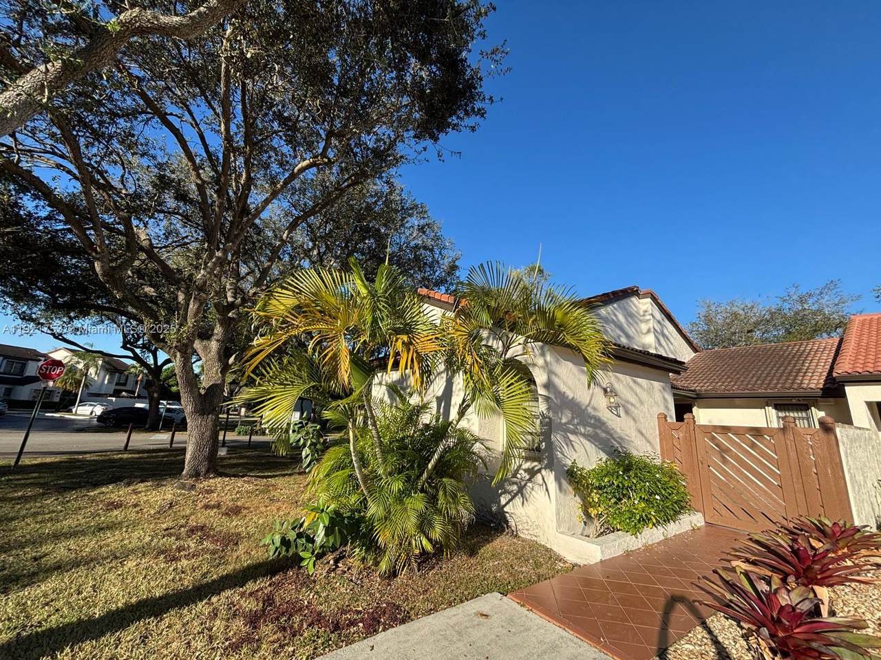 9211 123rd Ave Ct - Photo 1