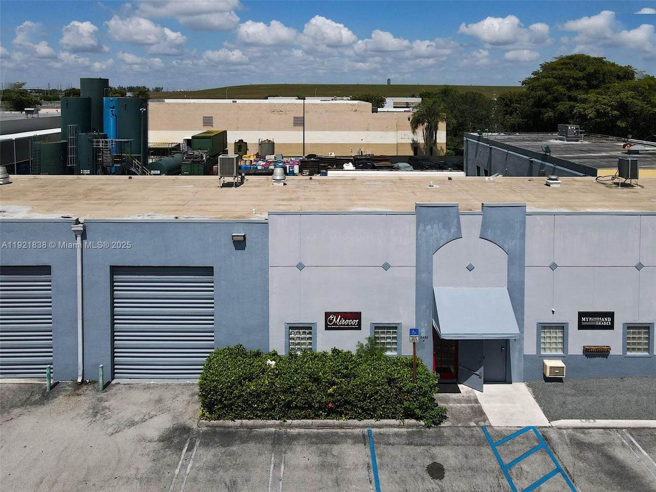 https://bt-photos.global.ssl.fastly.net/miami/1280_boomver_1_A11921838-2.jpg