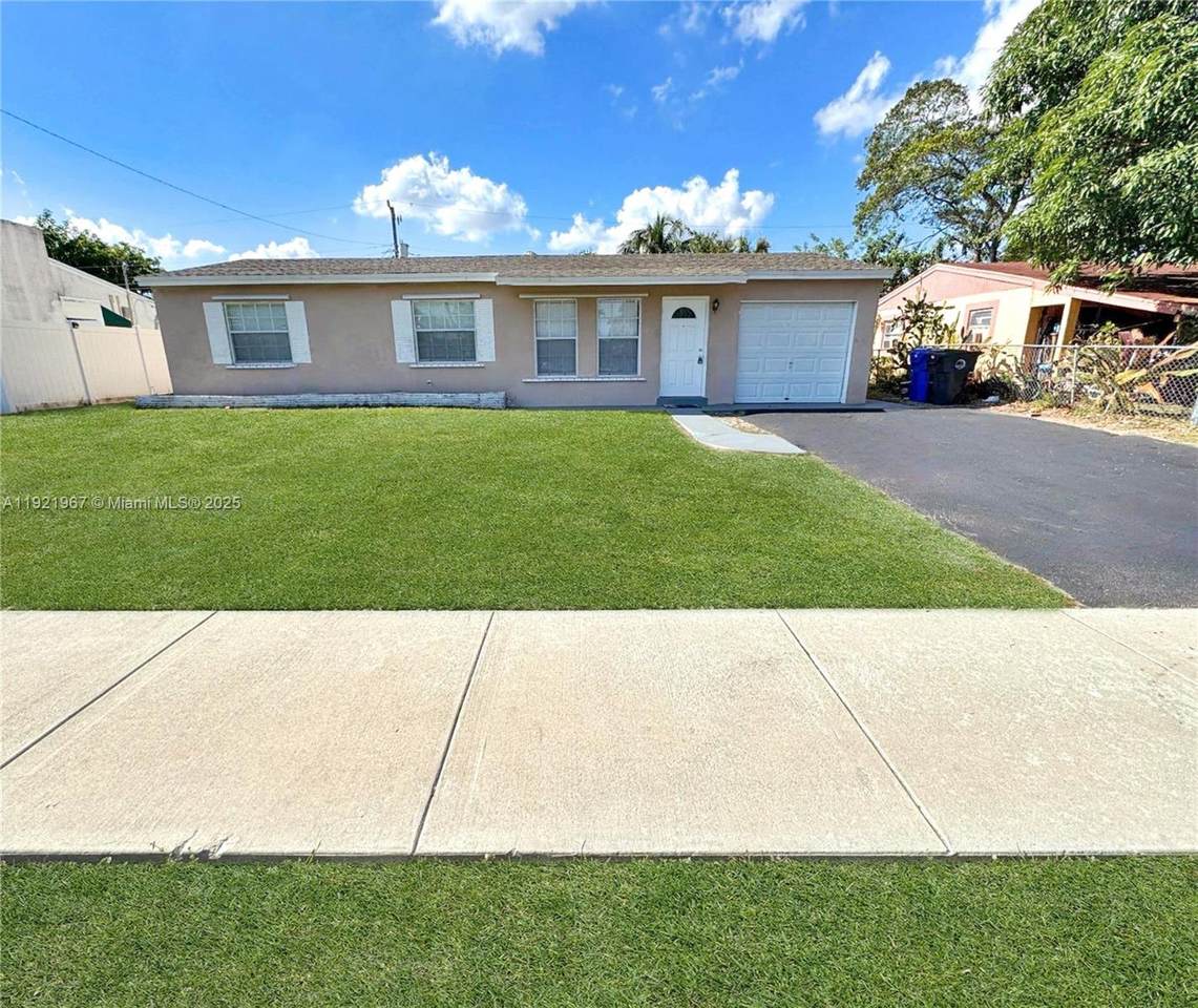 1531 66th Ave - Photo 1