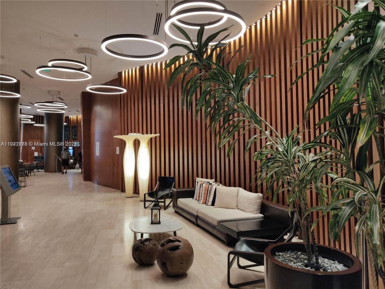 4111 Ocean Dr - Photo 1