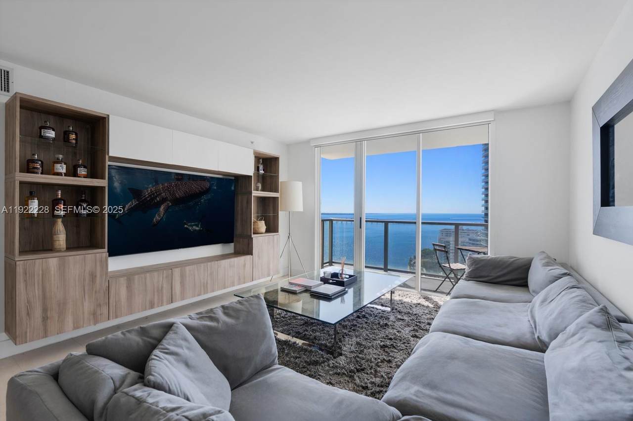 1155 Brickell Bay Dr - Photo 1