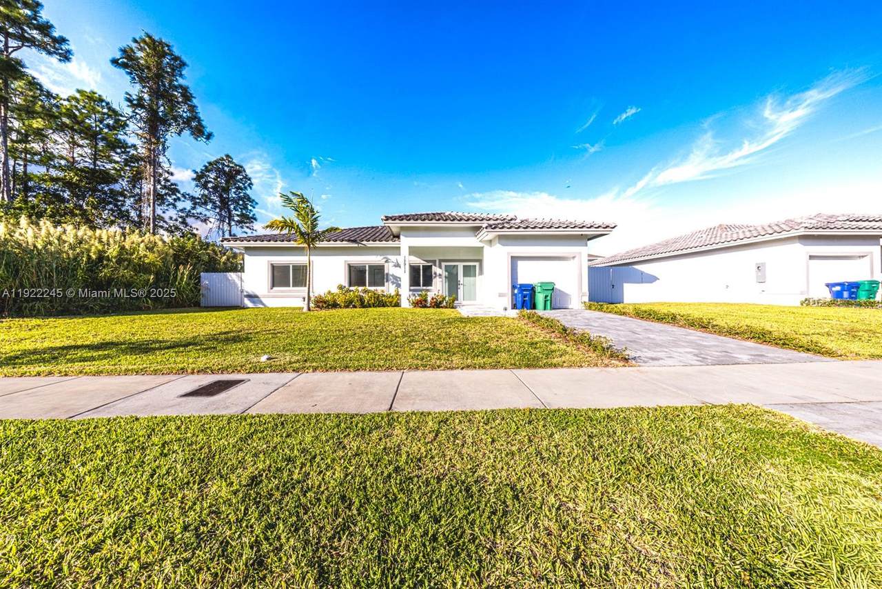 12901 266th Ter - Photo 1