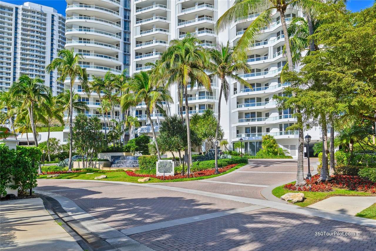 https://bt-photos.global.ssl.fastly.net/miami/1280_boomver_1_A11922306-2.jpg