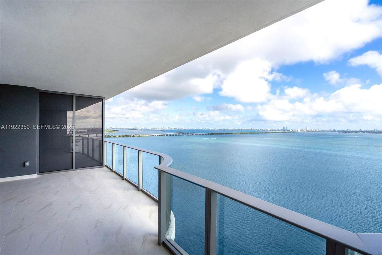 https://bt-photos.global.ssl.fastly.net/miami/1280_boomver_1_A11922359-2.jpg