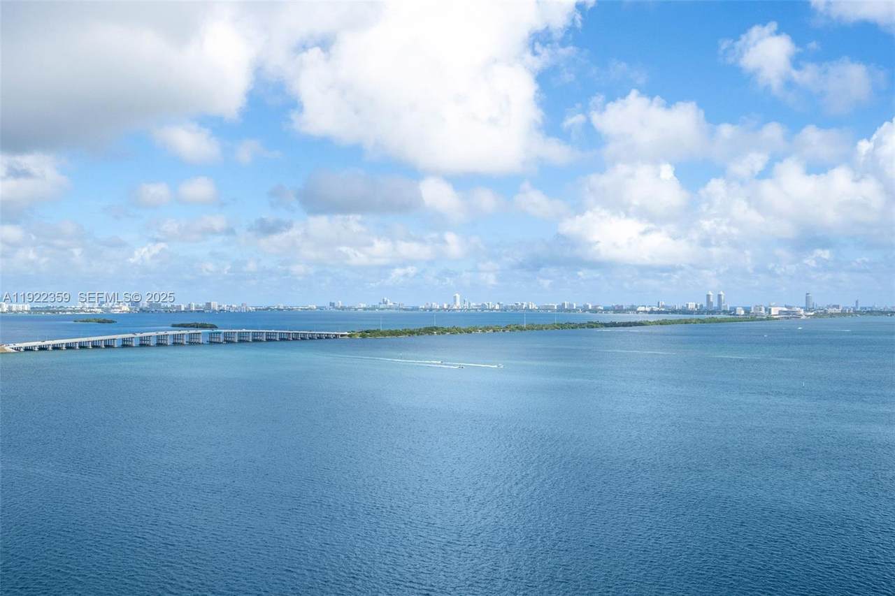 https://bt-photos.global.ssl.fastly.net/miami/1280_boomver_1_A11922359-2.jpg