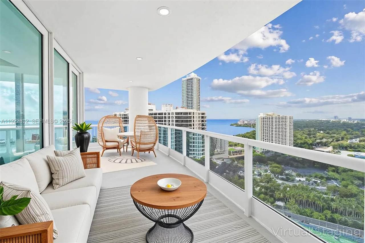 2127 Brickell Ave - Photo 1