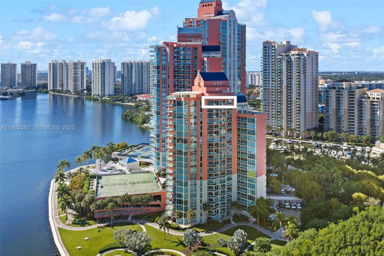 https://bt-photos.global.ssl.fastly.net/miami/1280_boomver_1_A11923382-2.jpg