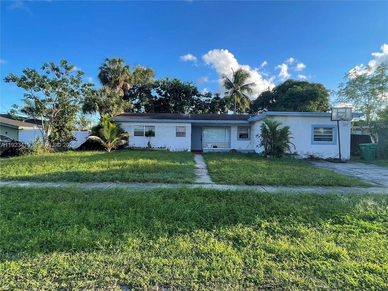 3880 6th St - Photo 1