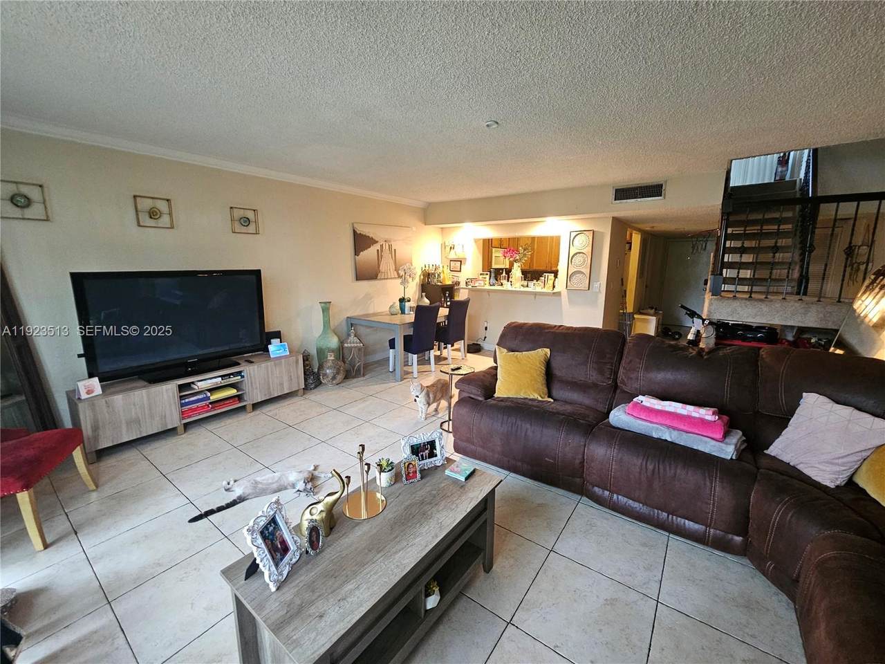 8401 Sample Rd - Photo 1