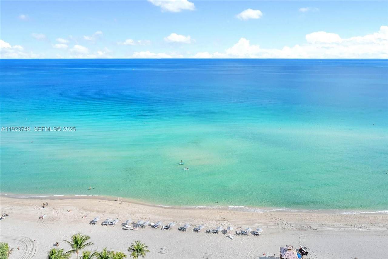 16901 Collins Ave - Photo 1