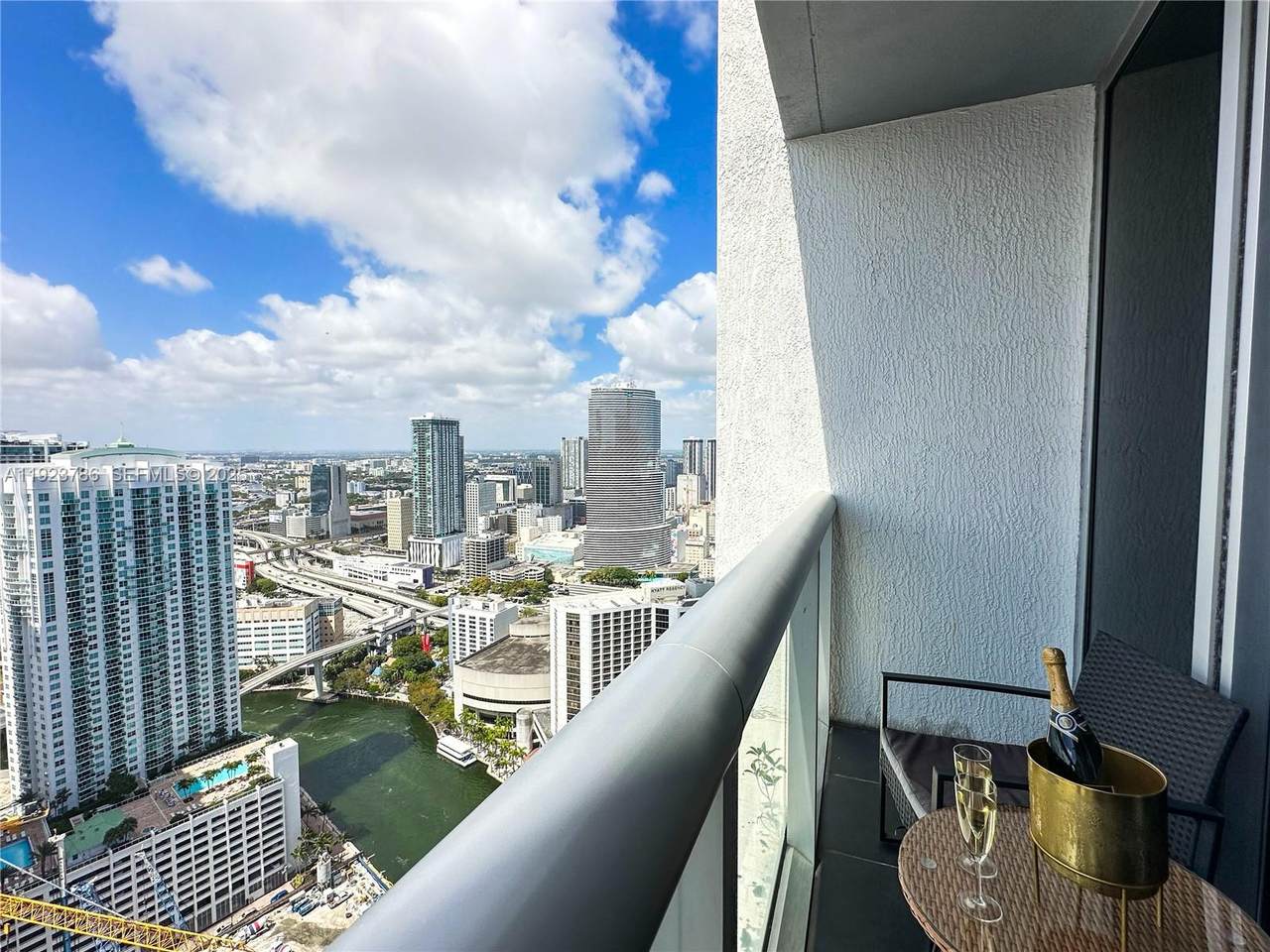 https://bt-photos.global.ssl.fastly.net/miami/1280_boomver_1_A11923786-2.jpg