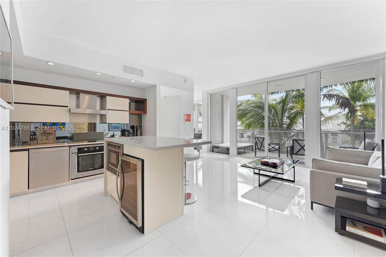 2100 Park Ave - Photo 1