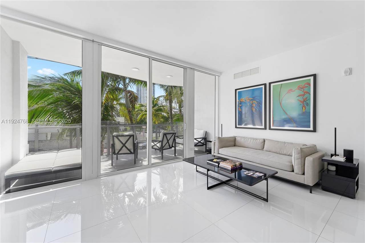 https://bt-photos.global.ssl.fastly.net/miami/1280_boomver_1_A11924768-2.jpg