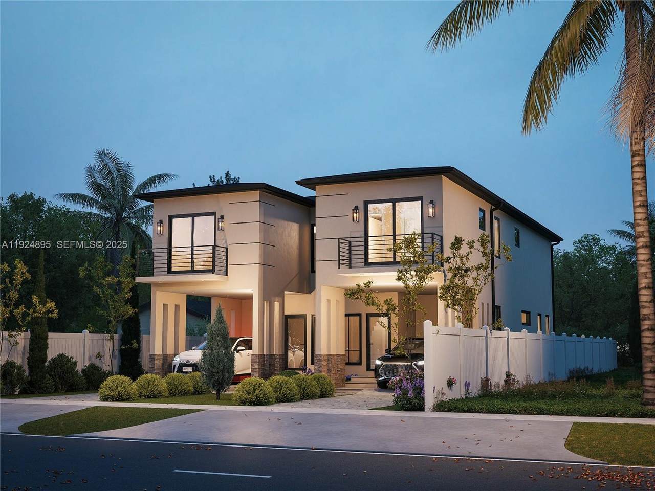 1818 49th St - Photo 1