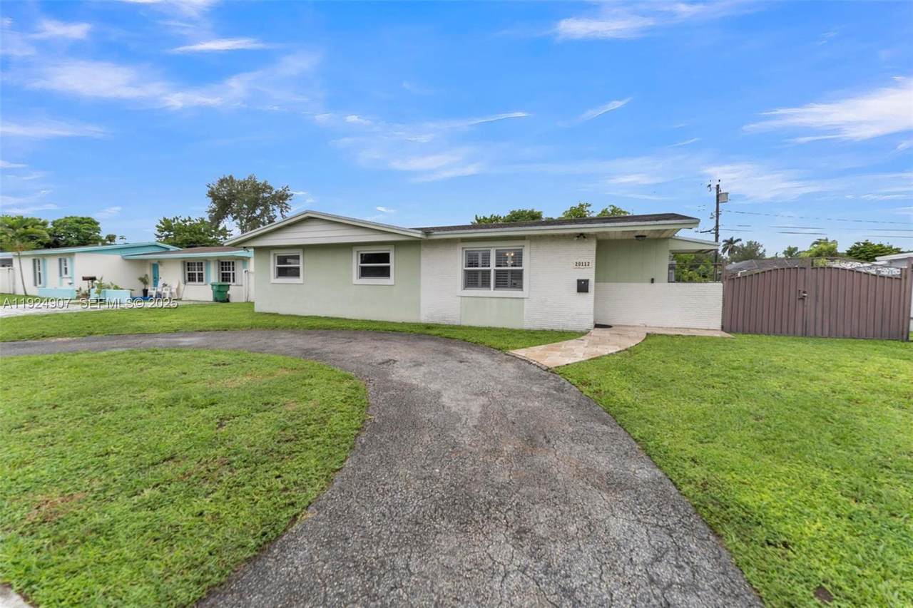 20112 12th Ct - Photo 1