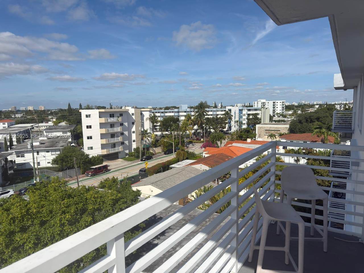 7800 Carlyle Ave. - Photo 1