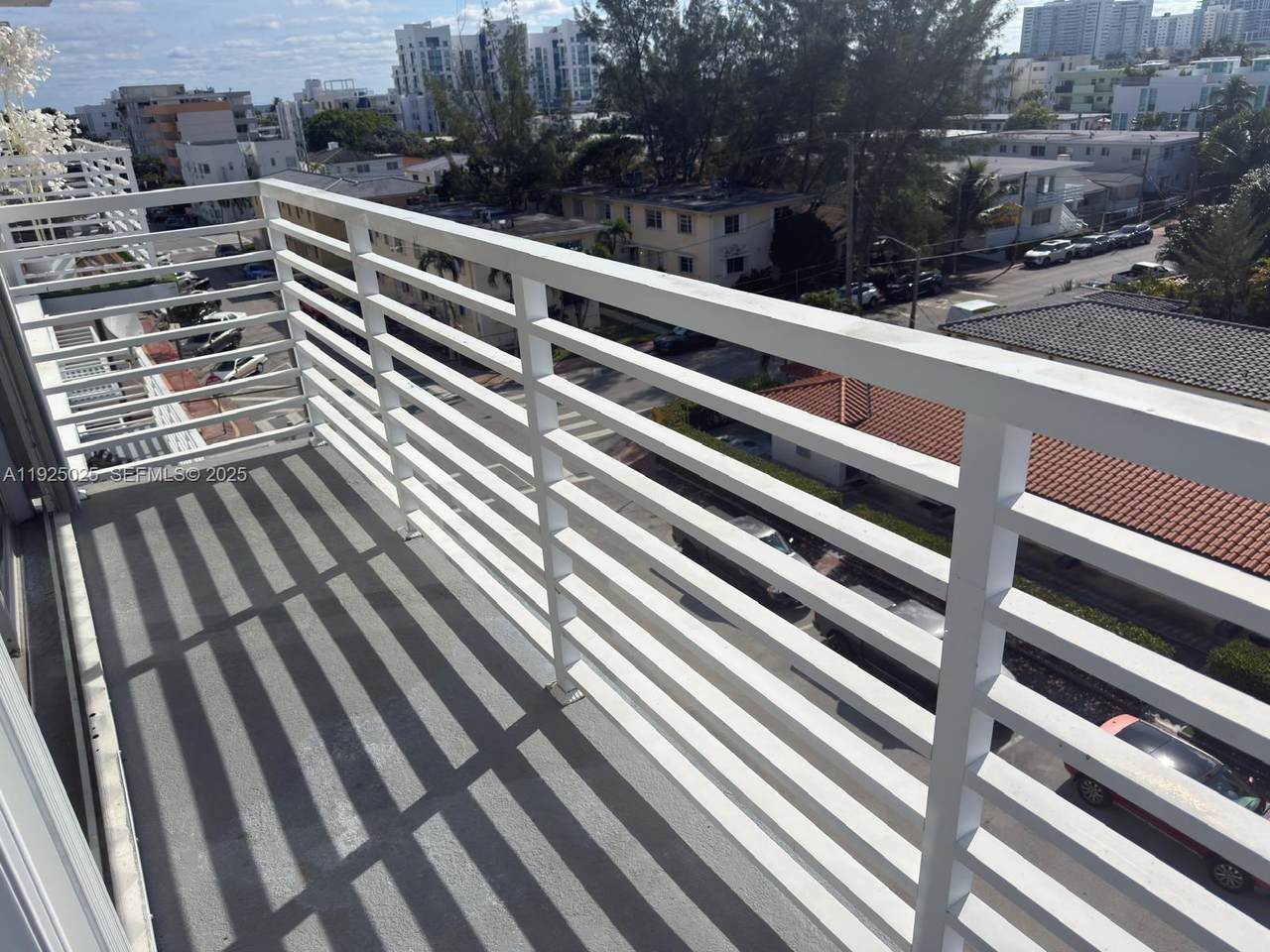 https://bt-photos.global.ssl.fastly.net/miami/1280_boomver_1_A11925025-2.jpg