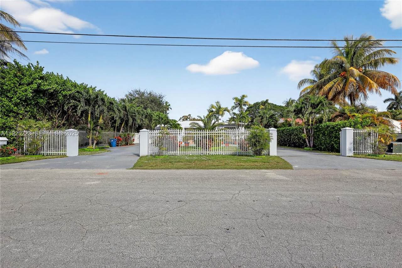 https://bt-photos.global.ssl.fastly.net/miami/1280_boomver_1_A11925223-2.jpg