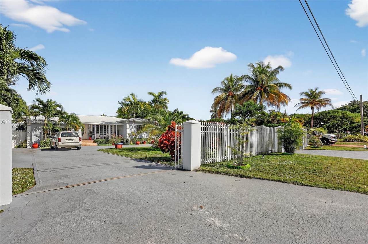 https://bt-photos.global.ssl.fastly.net/miami/1280_boomver_1_A11925223-2.jpg