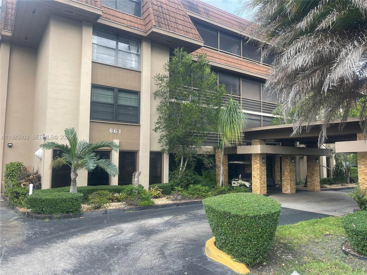 https://bt-photos.global.ssl.fastly.net/miami/1280_boomver_1_A11925603-2.jpg
