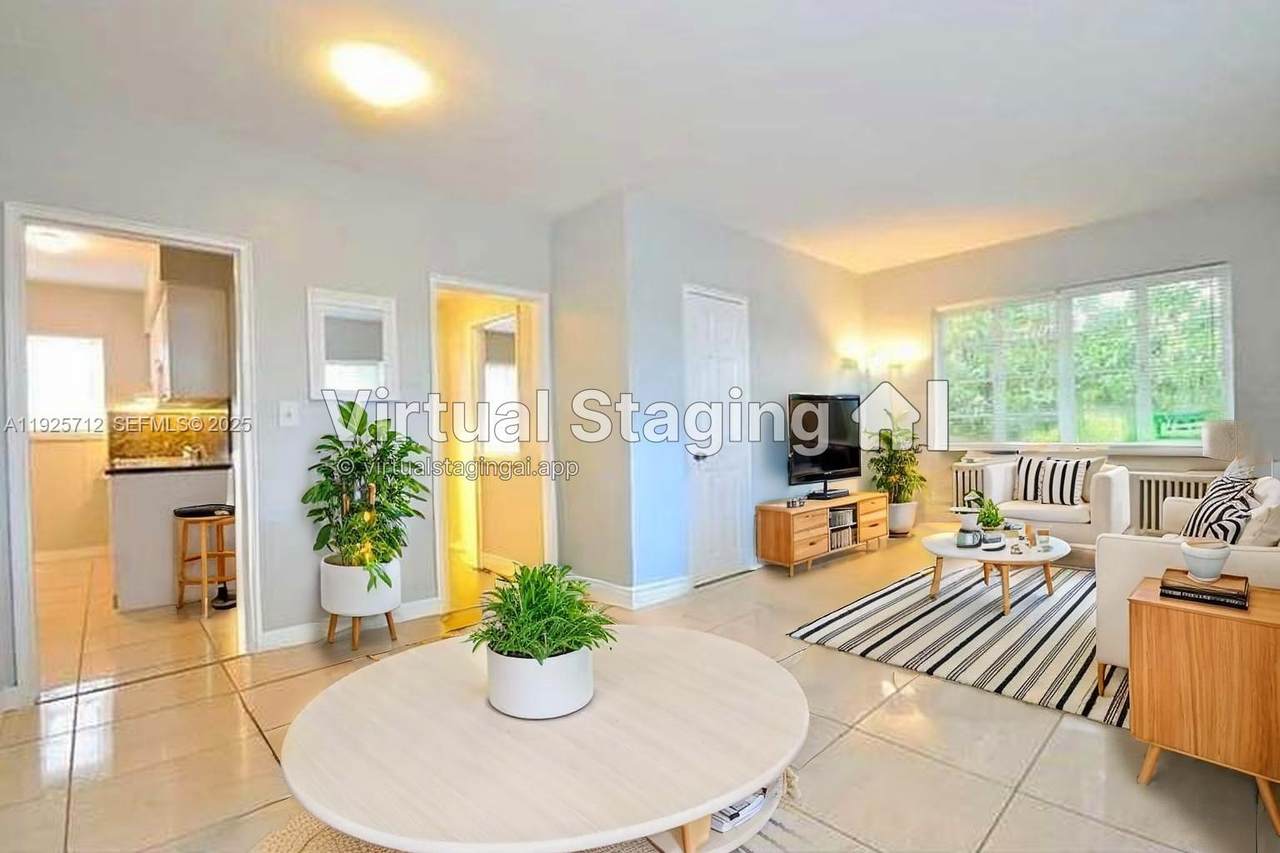 625 83rd St - Photo 1