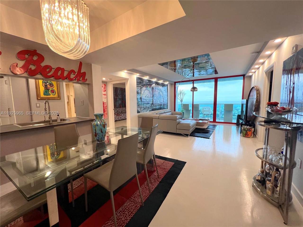 650 West Ave - Photo 1