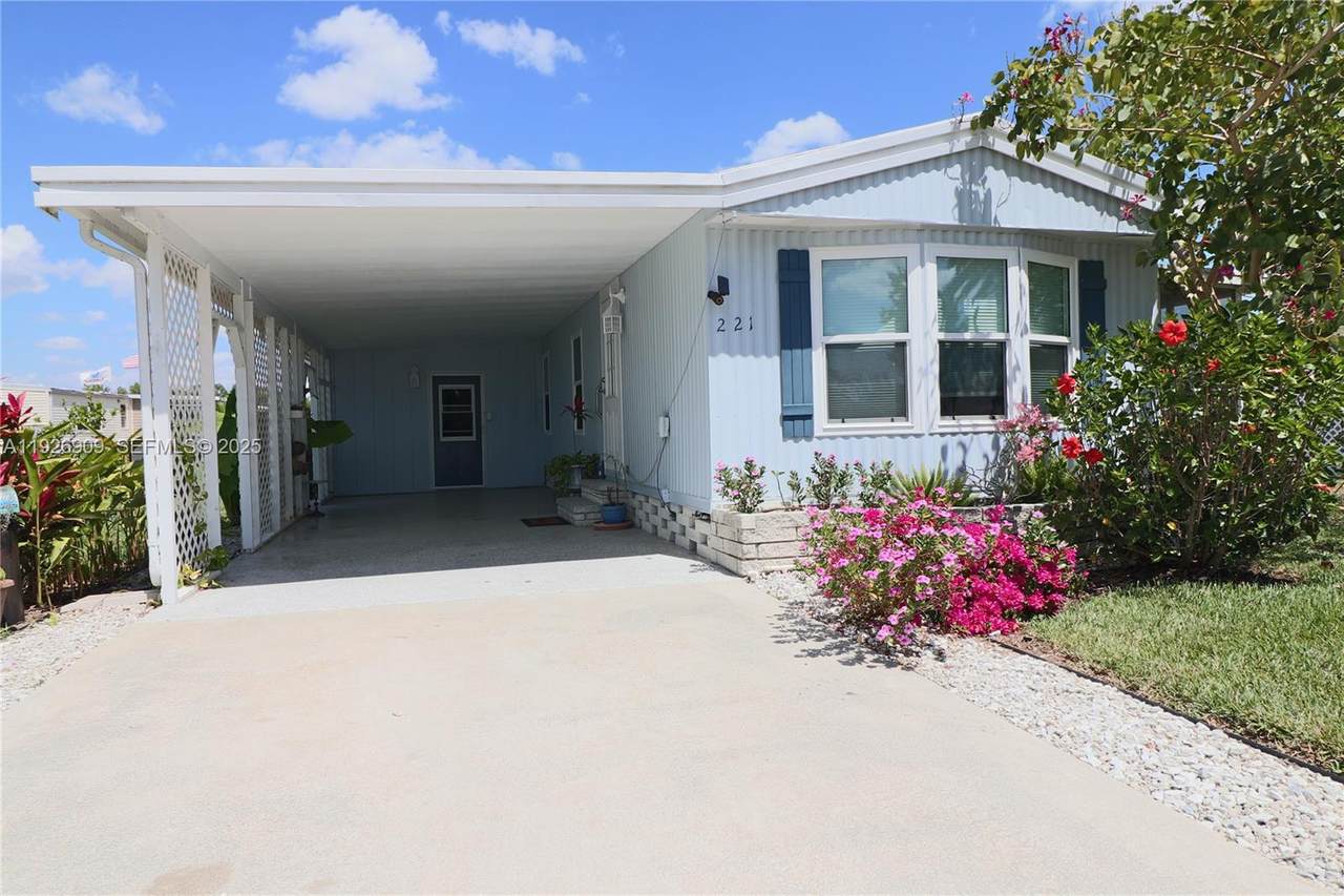 221 Grassy Key - Photo 1