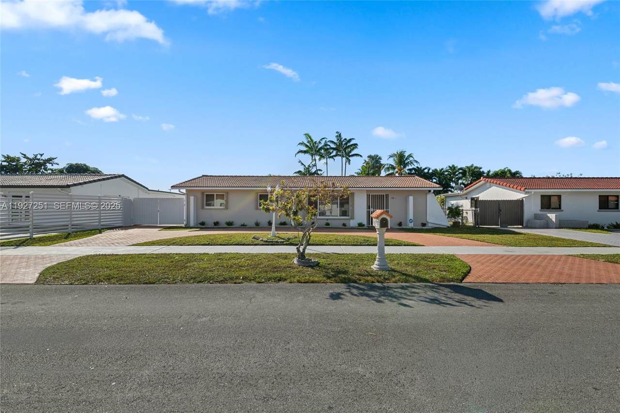 9864 26th Ter - Photo 1