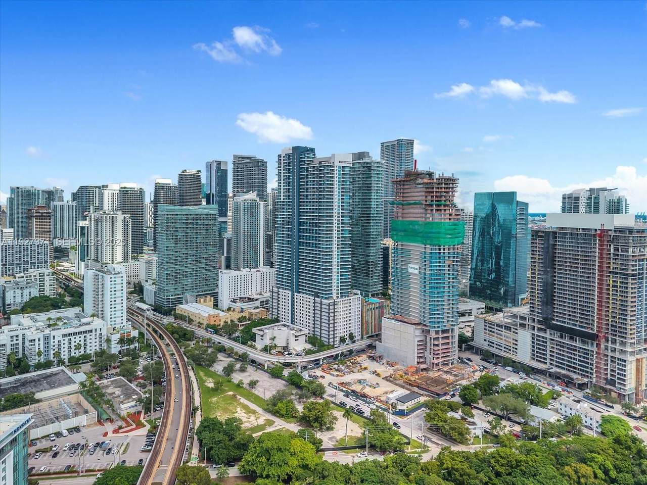 https://bt-photos.global.ssl.fastly.net/miami/1280_boomver_1_A11927371-2.jpg