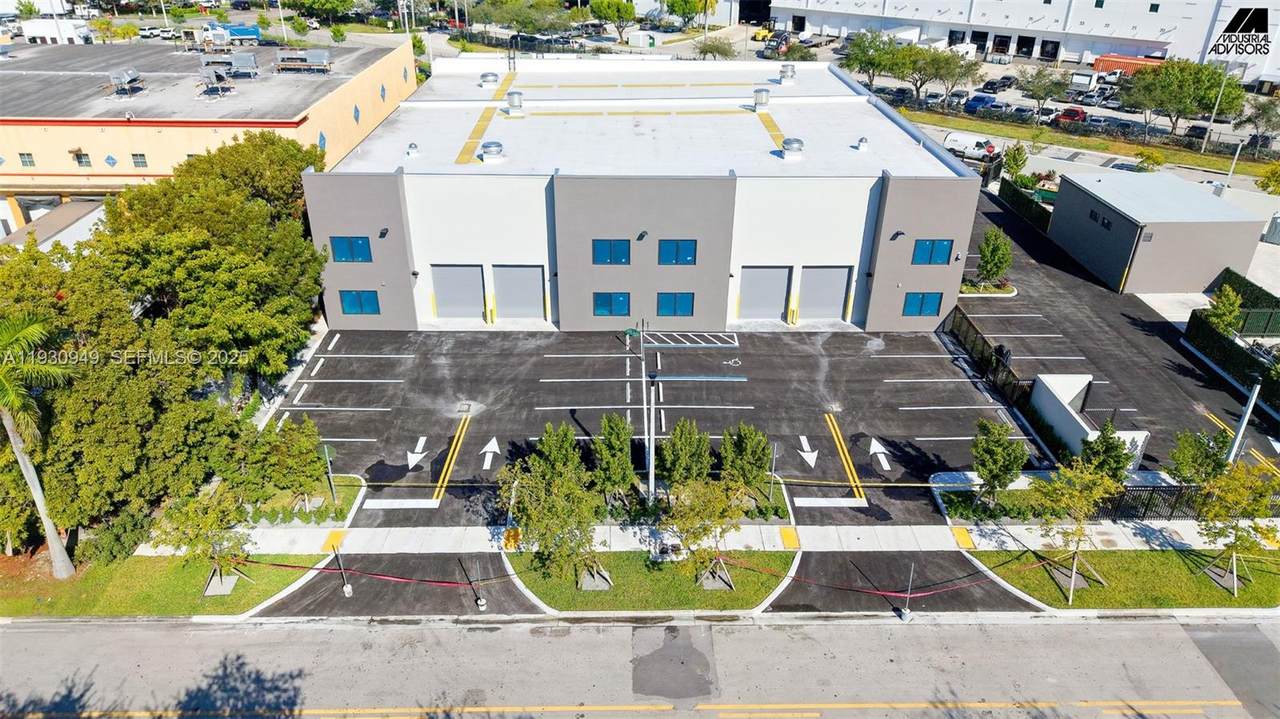 https://bt-photos.global.ssl.fastly.net/miami/1280_boomver_1_A11930949-2.jpg