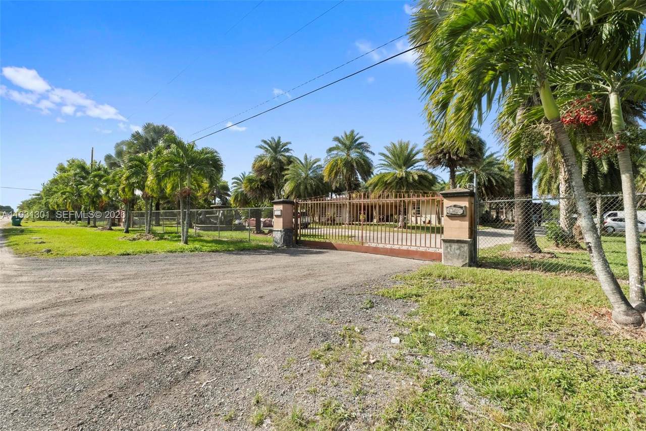 https://bt-photos.global.ssl.fastly.net/miami/1280_boomver_1_A11931301-2.jpg