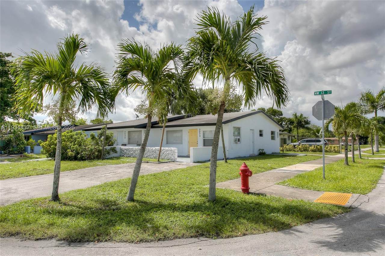 3030 13th St - Photo 1