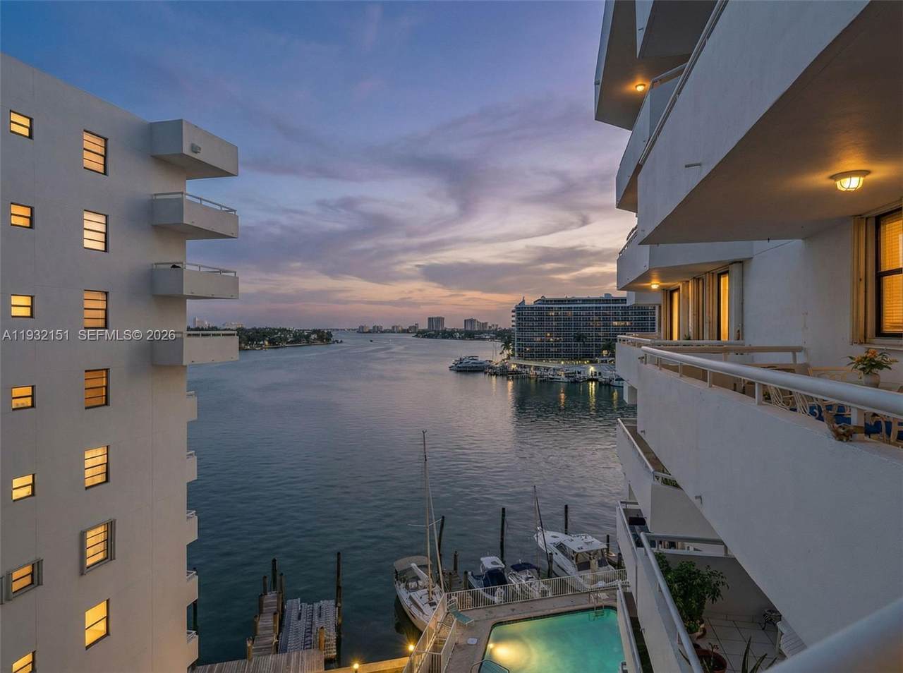 https://bt-photos.global.ssl.fastly.net/miami/1280_boomver_2_A11932151-2.jpg