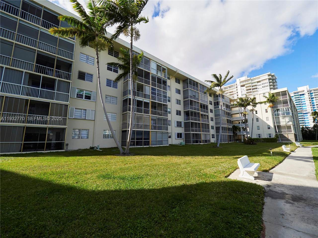 https://bt-photos.global.ssl.fastly.net/miami/1280_boomver_1_A11932770-2.jpg