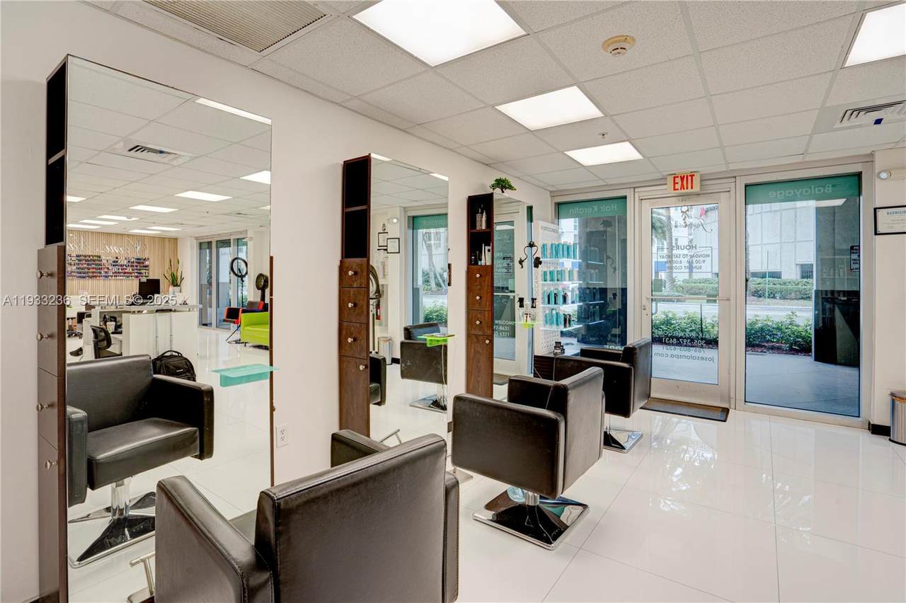 9025 S Dadeland Blvd - Photo 1
