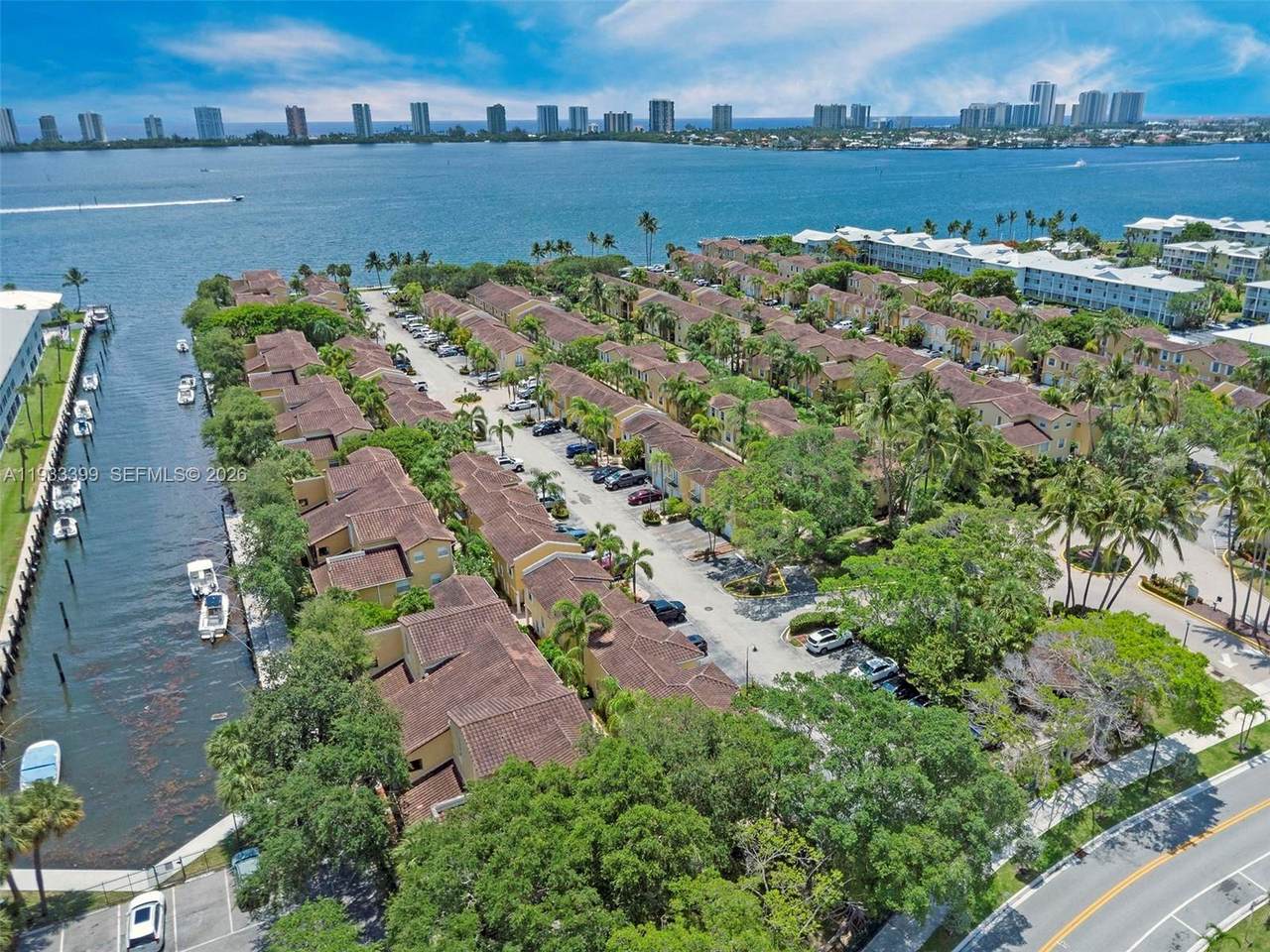 https://bt-photos.global.ssl.fastly.net/miami/1280_boomver_1_A11933399-2.jpg