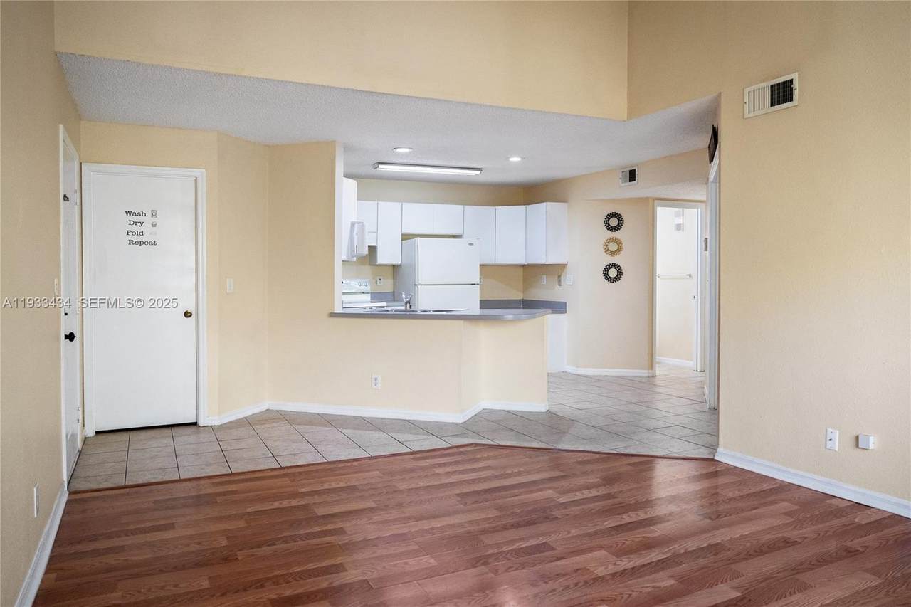 4035 Mcnab Rd - Photo 1