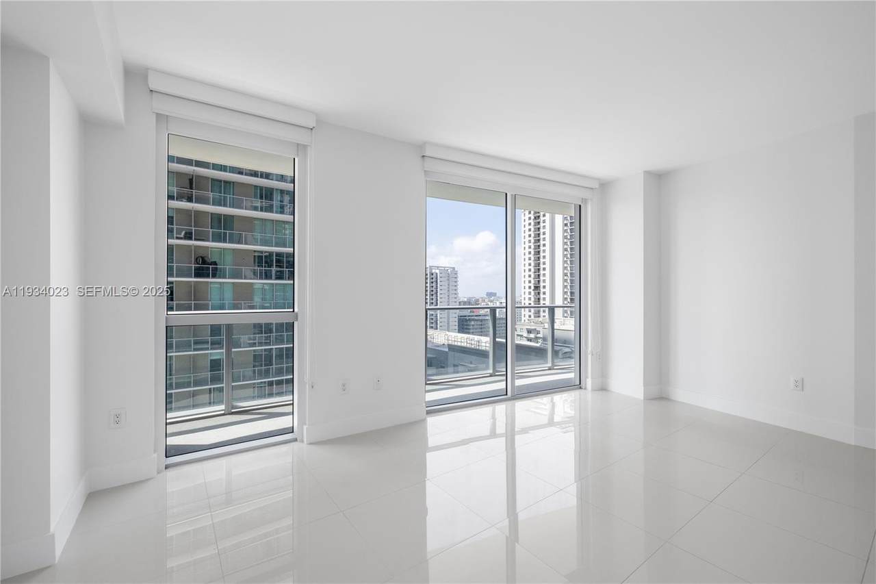 1100 Miami Ave - Photo 1