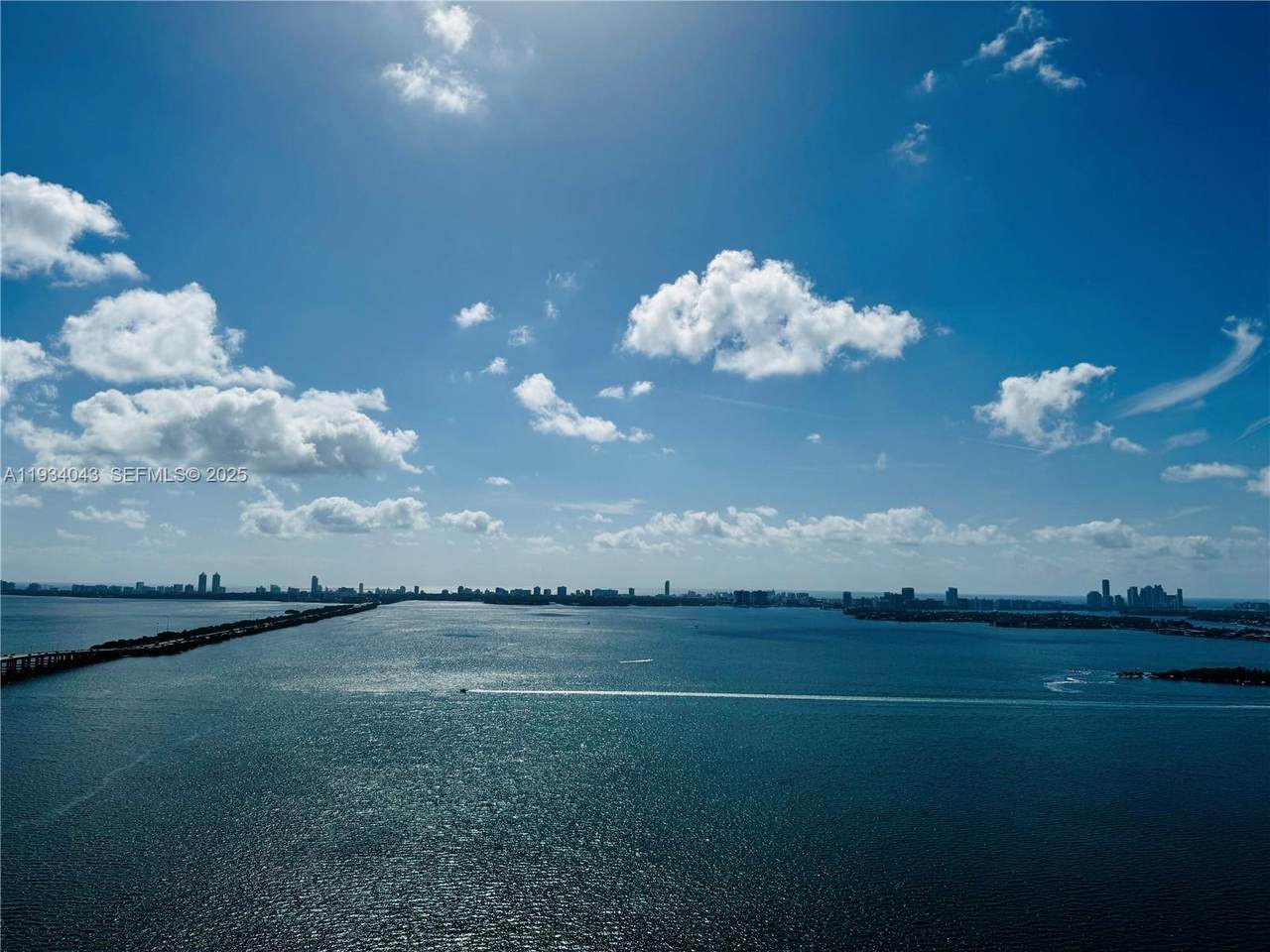 480 31st St - Photo 1