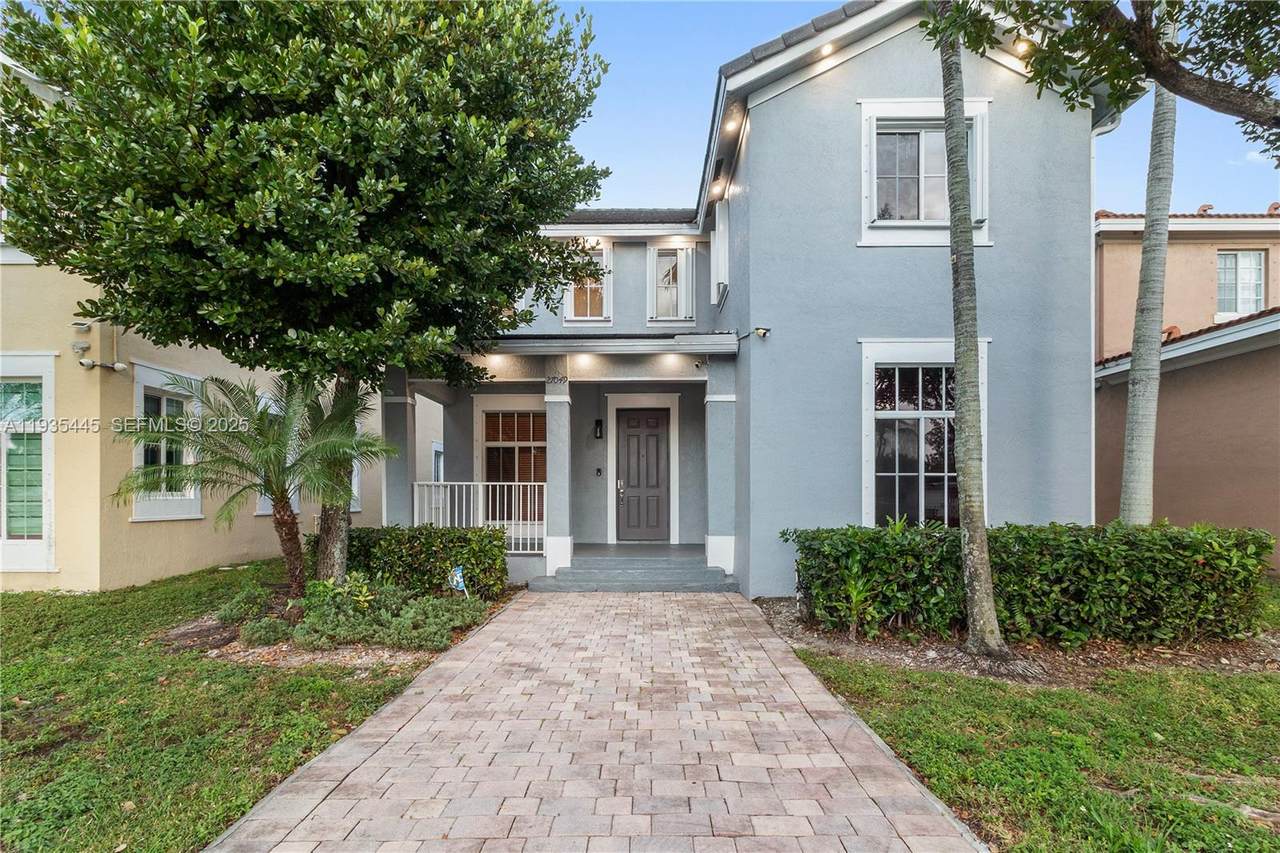 27049 142nd Ave - Photo 1