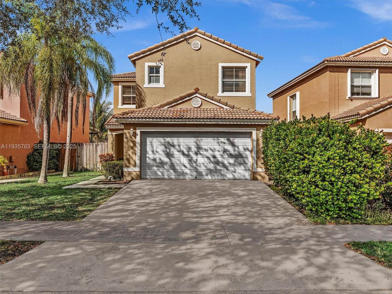 2027 12th St - Photo 1