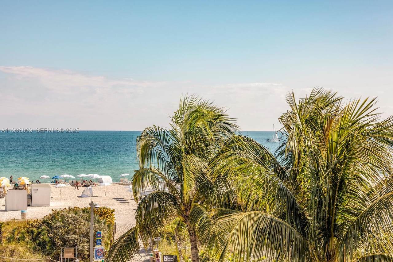 325 Ocean Dr - Photo 1