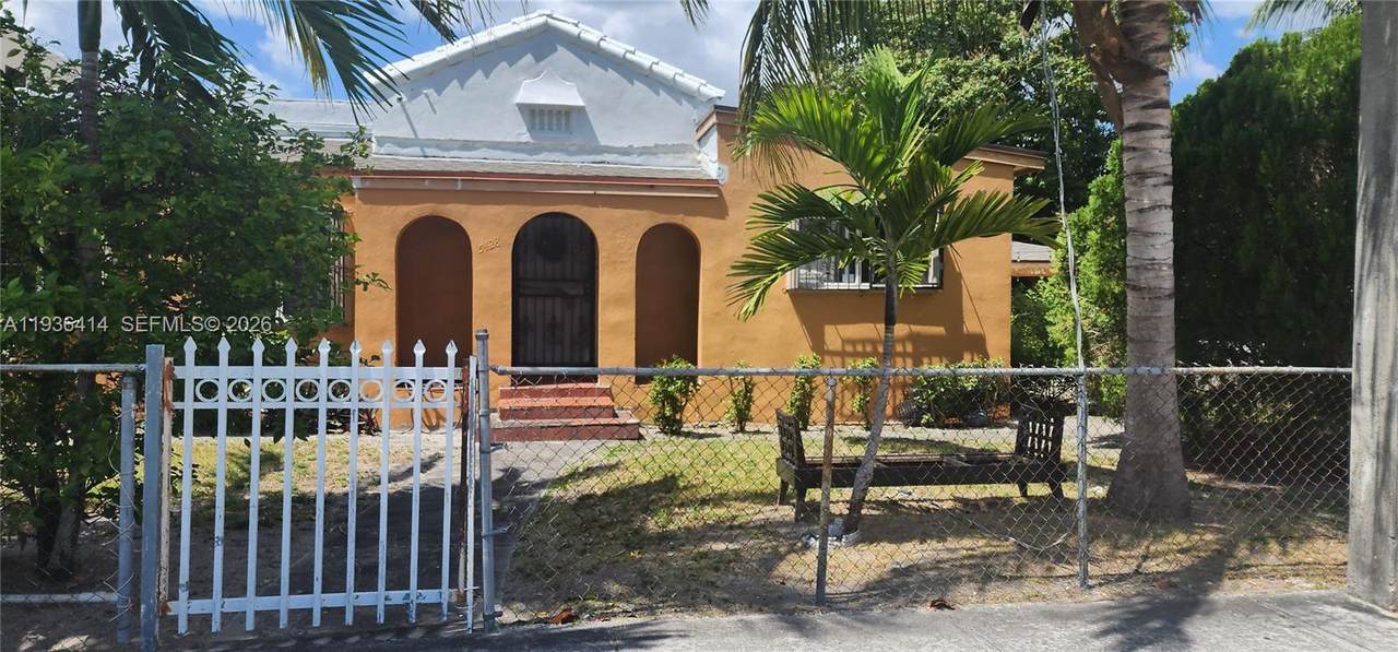 https://bt-photos.global.ssl.fastly.net/miami/1280_boomver_1_A11936414-2.jpg