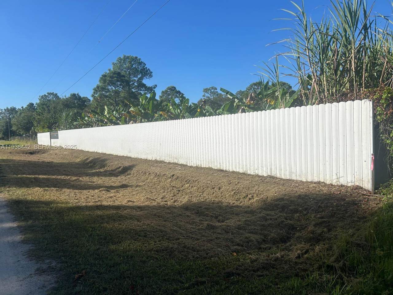 460 Sendero - Photo 1
