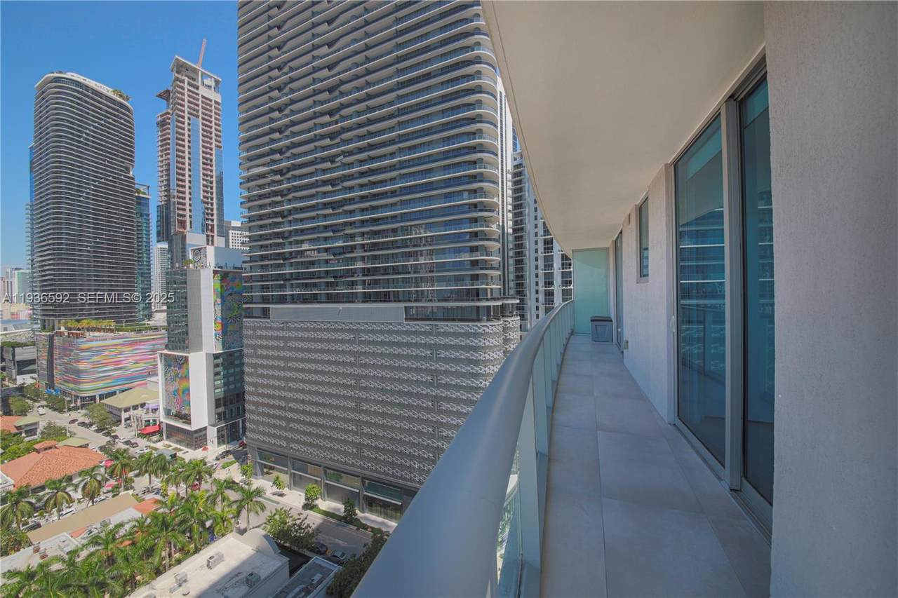 https://bt-photos.global.ssl.fastly.net/miami/1280_boomver_1_A11936592-2.jpg