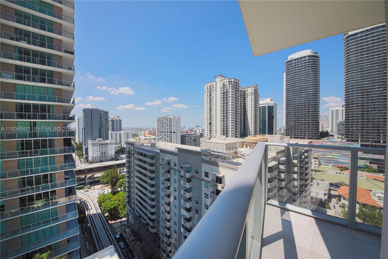 https://bt-photos.global.ssl.fastly.net/miami/1280_boomver_1_A11936592-2.jpg