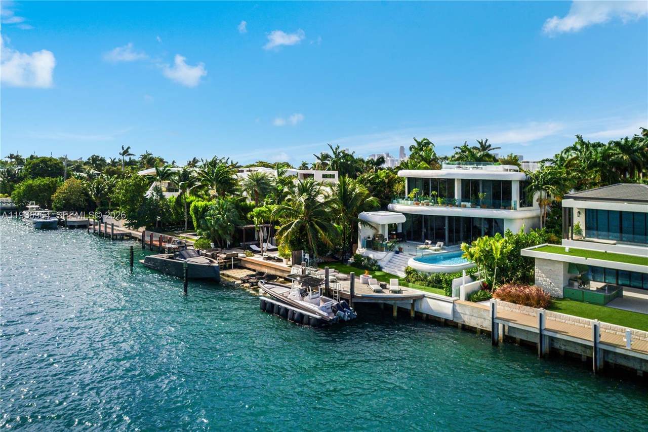 503 Dilido Dr - Photo 1