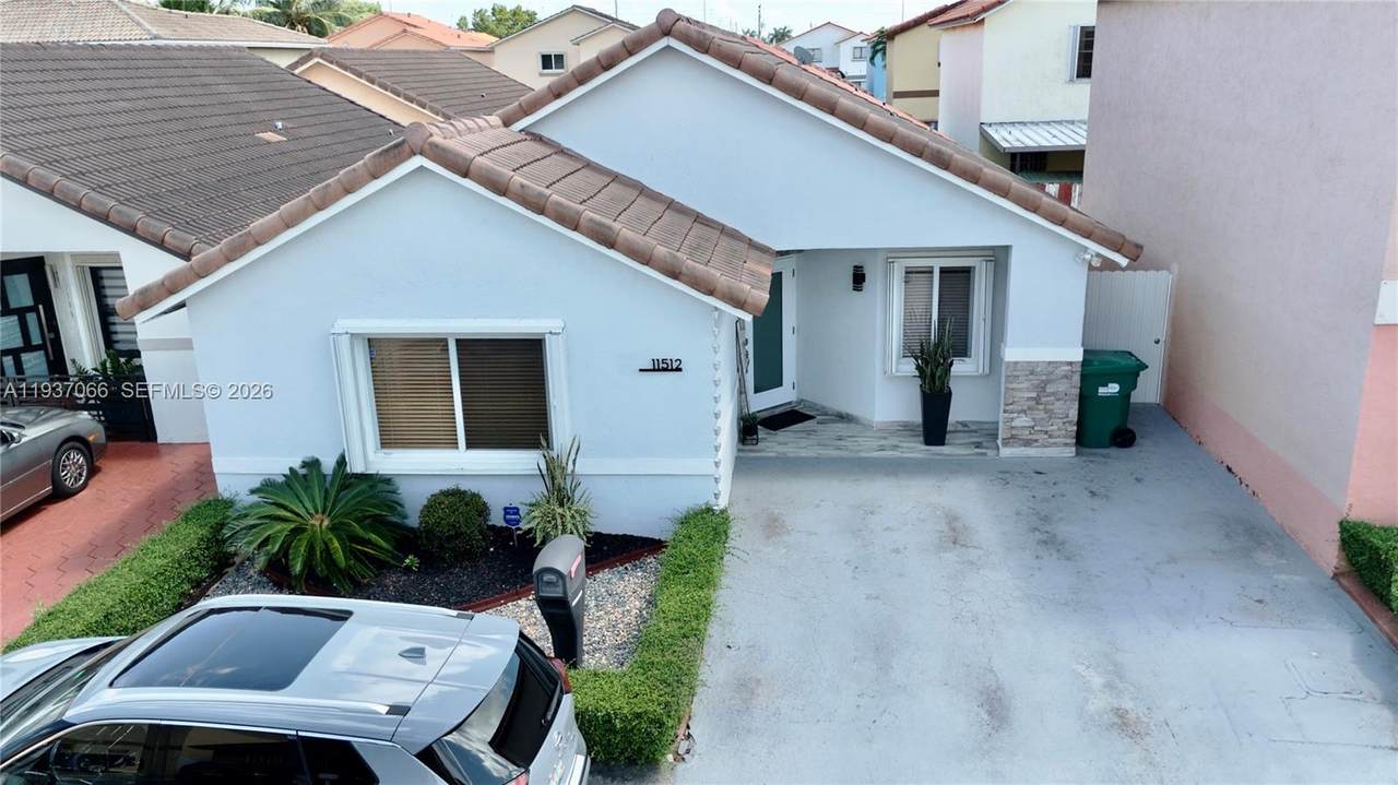 11512 6th St - Photo 1