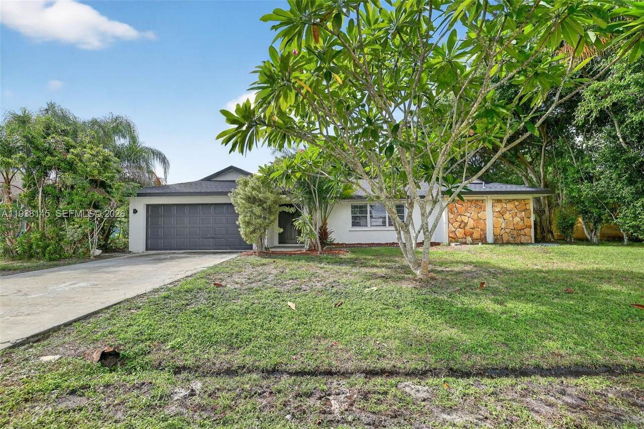 770 Hollahan Ave - Photo 1